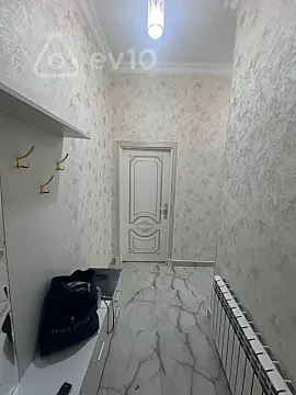 Kirayə verilir 2 otaqlı yeni tikili 60 m²
