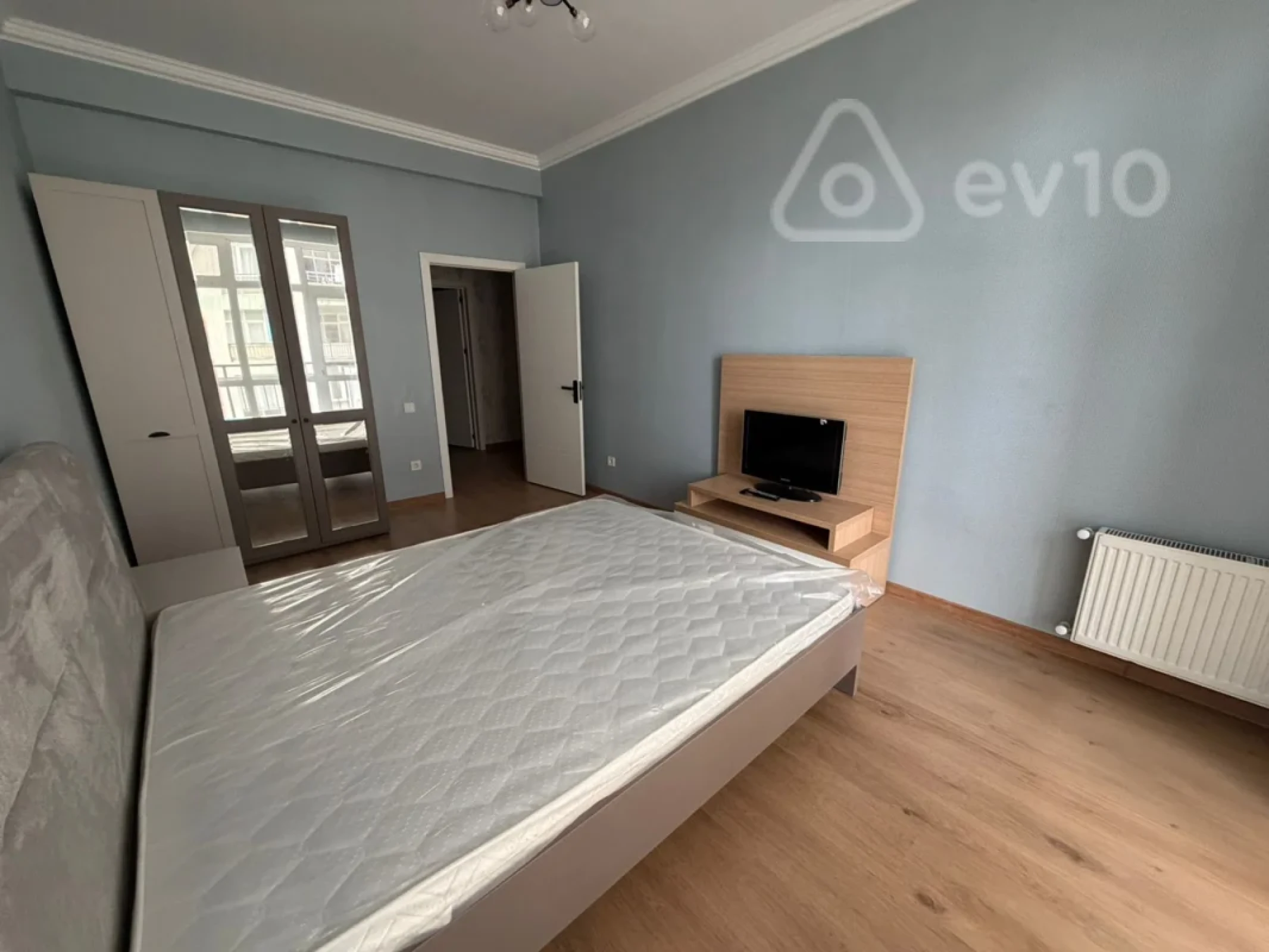 Kirayə verilir 3 otaqlı yeni tikili 90 m²