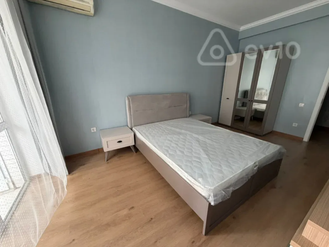 Kirayə verilir 3 otaqlı yeni tikili 90 m²