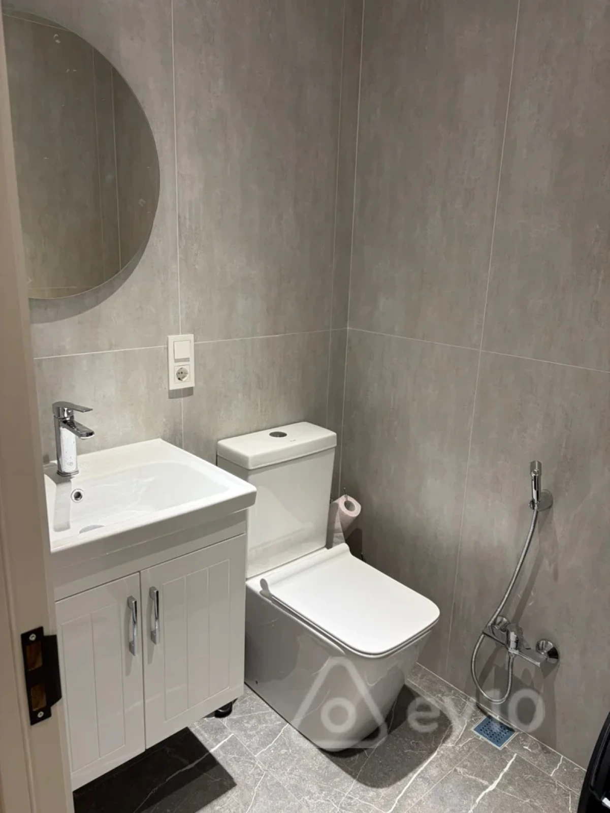 Kirayə verilir 3 otaqlı yeni tikili 90 m²