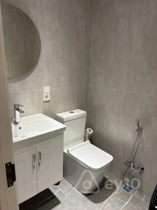 Kirayə verilir 3 otaqlı yeni tikili 90 m²