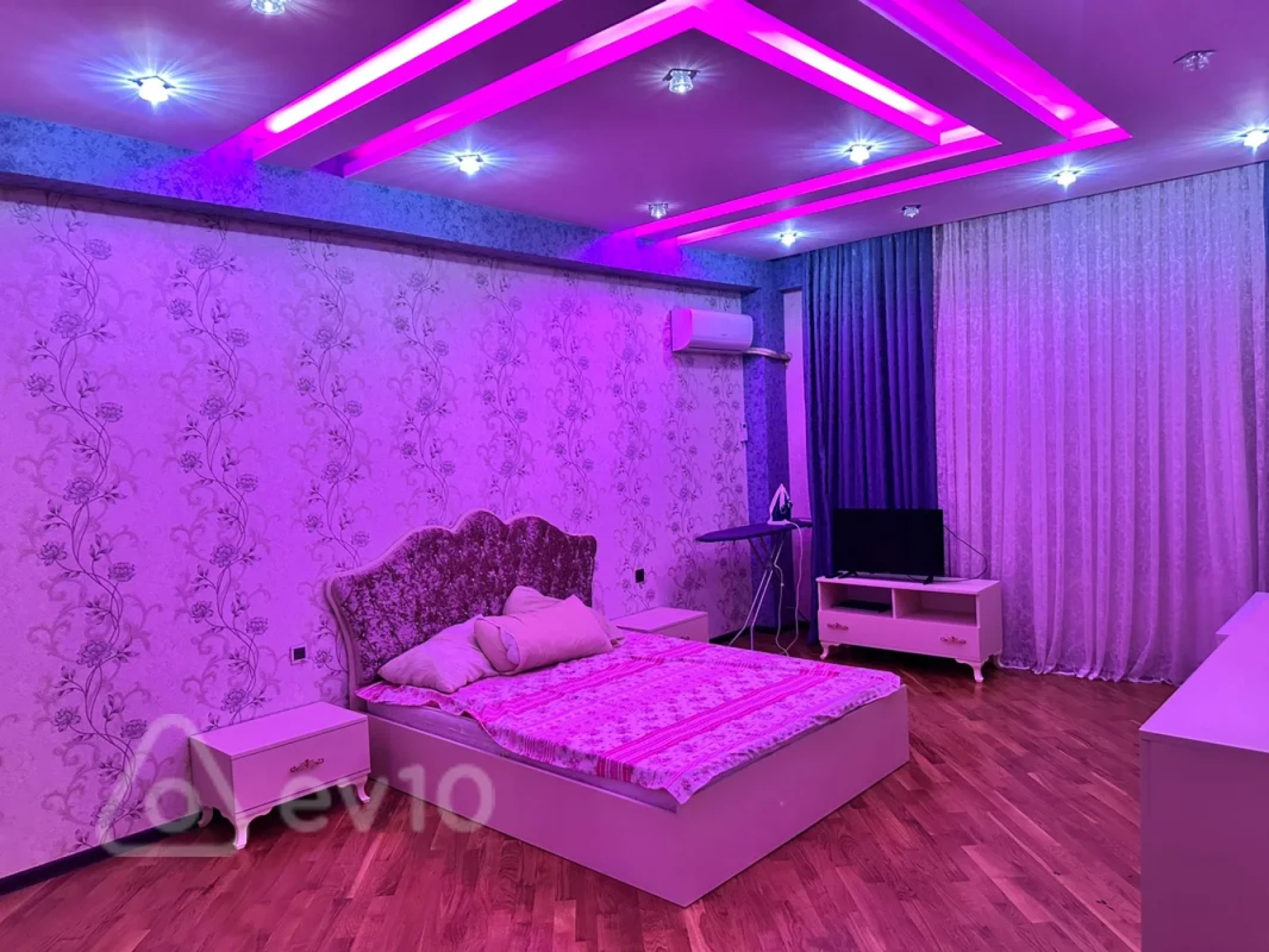 Kirayə verilir 3 otaqlı yeni tikili 112 m²