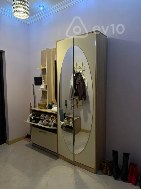 Kirayə verilir 2 otaqlı yeni tikili 75 m²