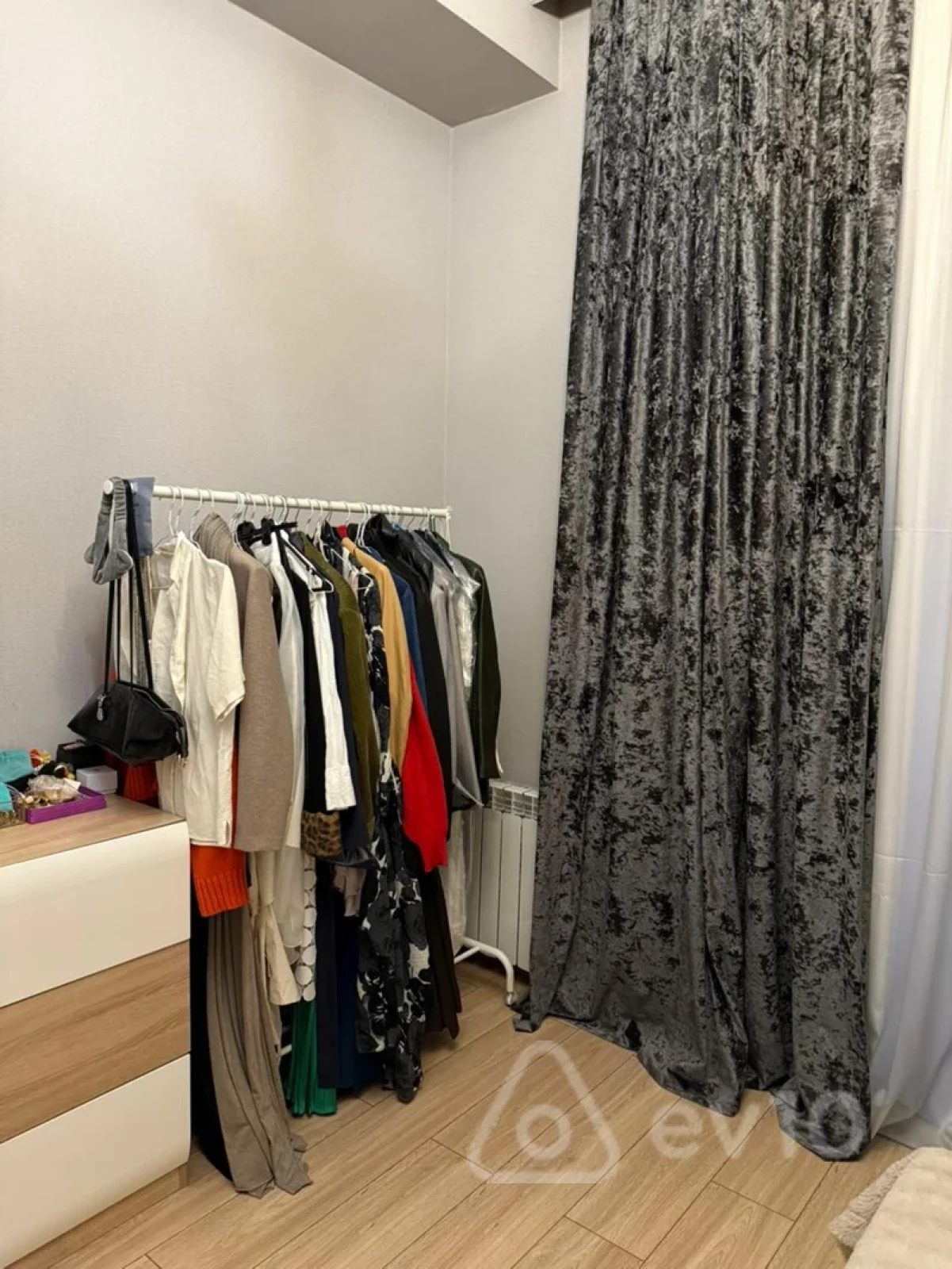 Kirayə verilir 2 otaqlı yeni tikili 75 m²