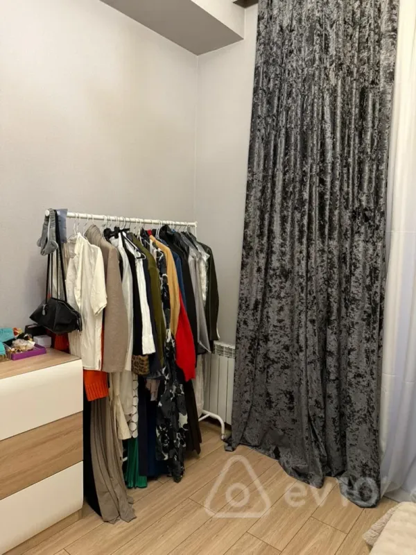 Kirayə verilir 2 otaqlı yeni tikili 75 m²