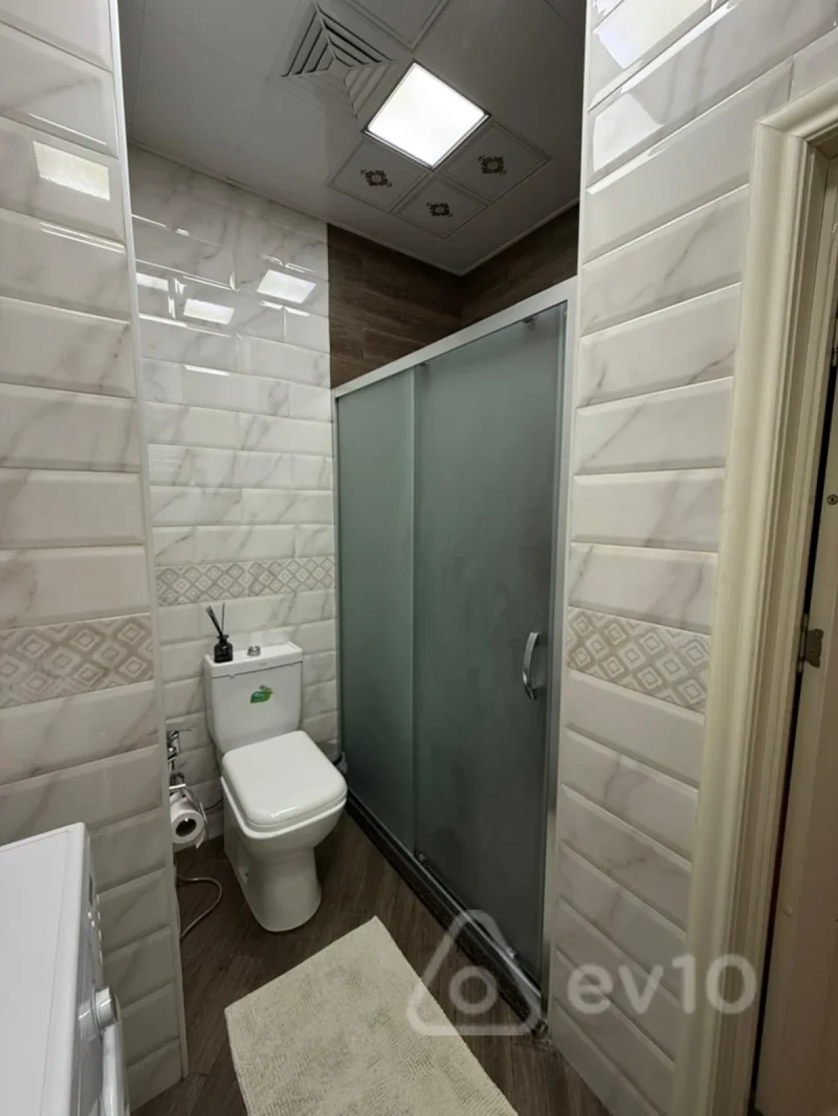 Kirayə verilir 2 otaqlı yeni tikili 75 m²