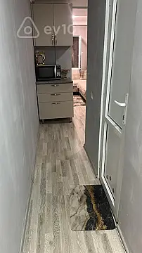 Satılır 2 otaqlı köhnə tikili 50 m²
