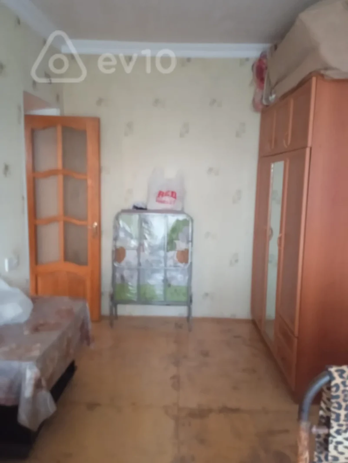 Kirayə verilir 2 otaqlı köhnə tikili 55 m²