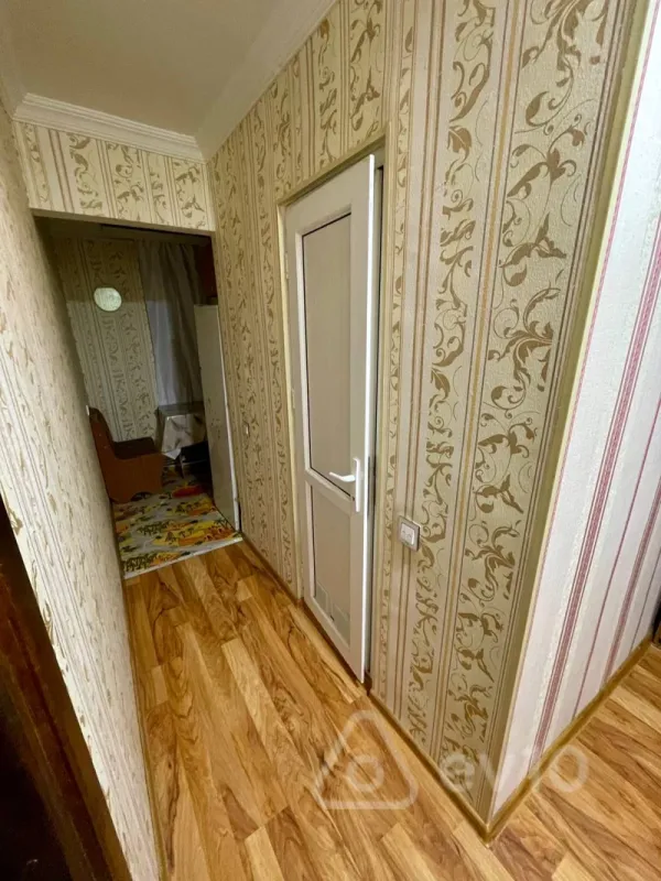 Kirayə verilir 2 otaqlı köhnə tikili 40 m²