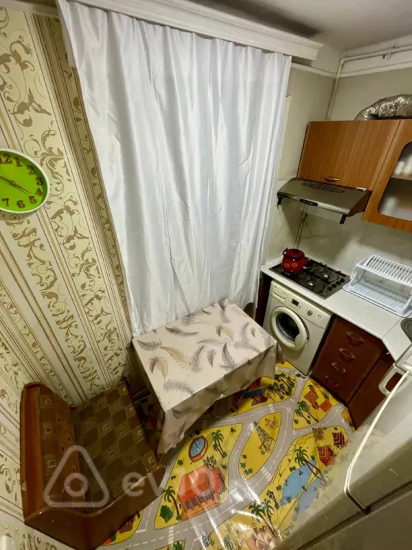 Kirayə verilir 2 otaqlı köhnə tikili 40 m²