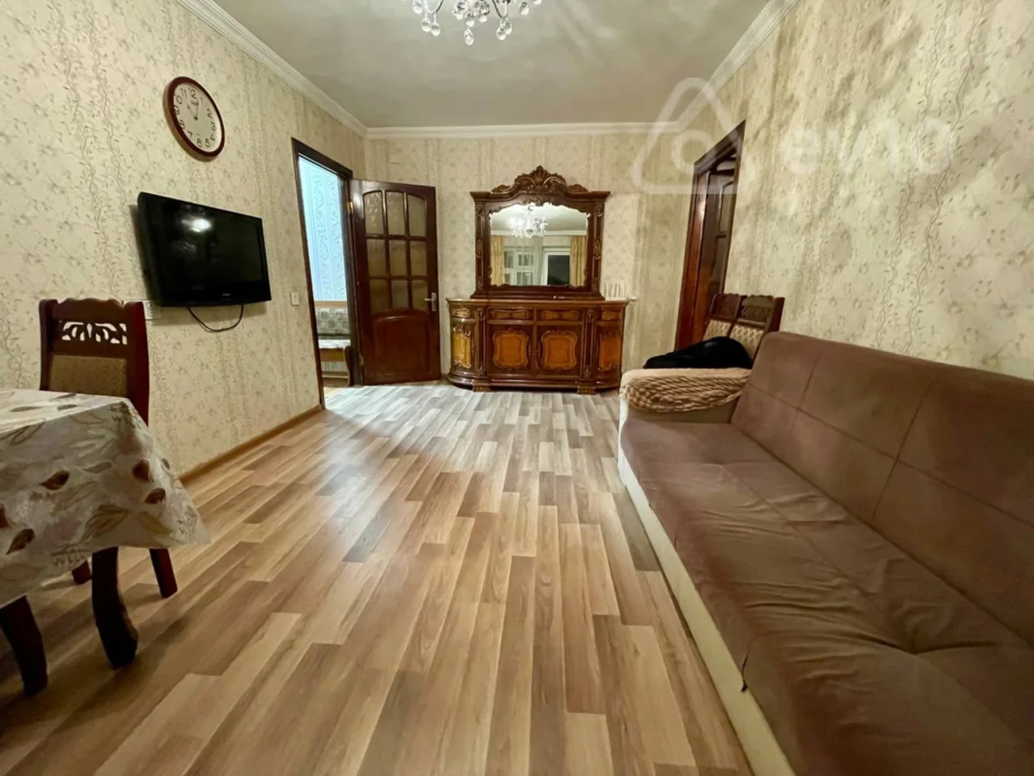 Kirayə verilir 2 otaqlı köhnə tikili 40 m²