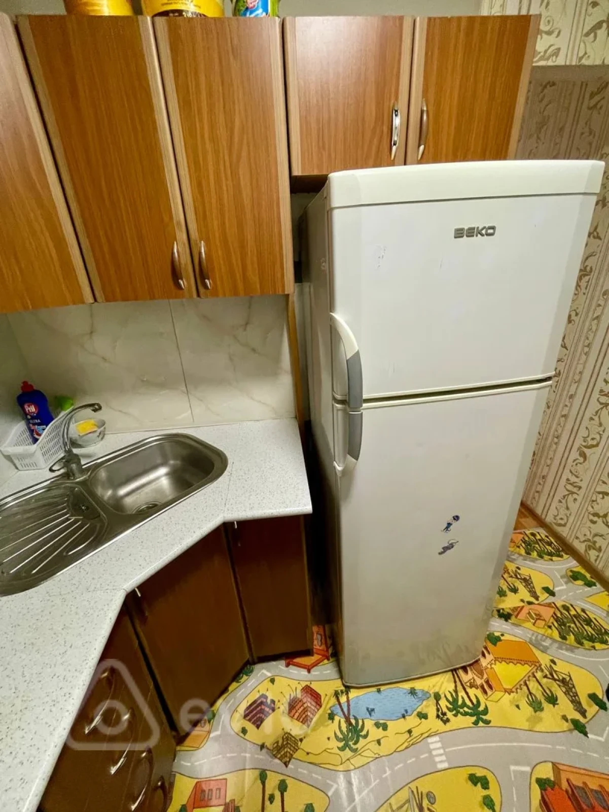 Kirayə verilir 2 otaqlı köhnə tikili 40 m²