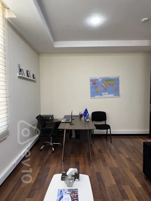 Kirayə verilir 1 otaqlı ofis 16 m²