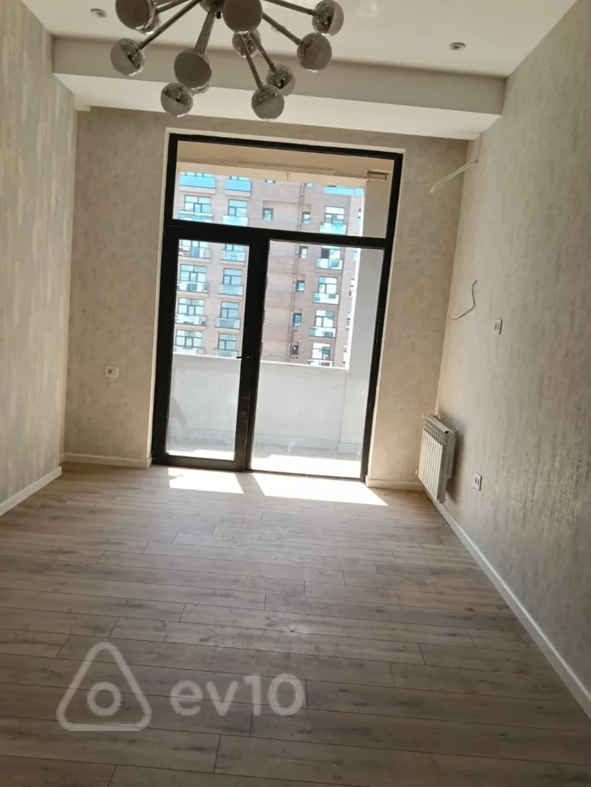 Satılır 2 otaqlı yeni tikili 71 m²