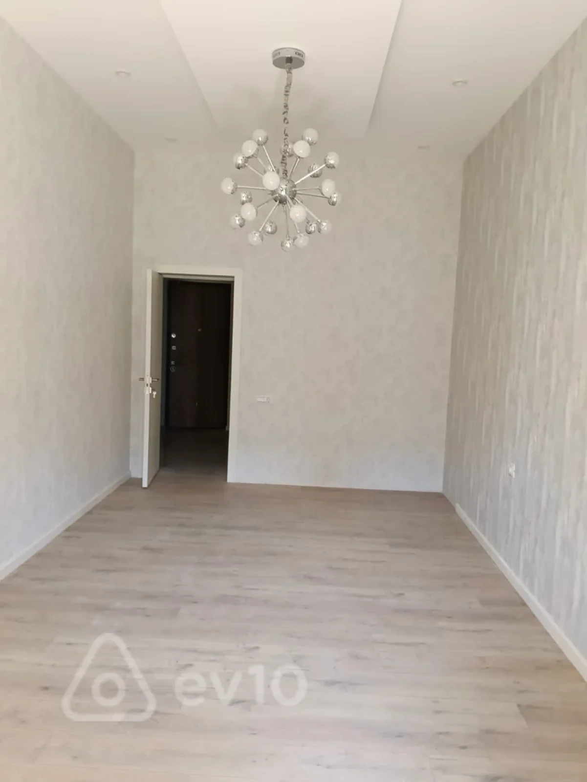 Satılır 2 otaqlı yeni tikili 71 m²