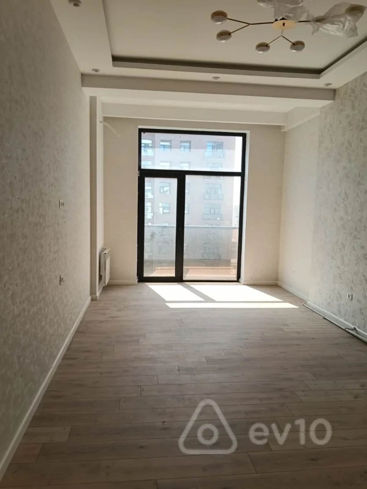 Satılır 2 otaqlı yeni tikili 71 m²