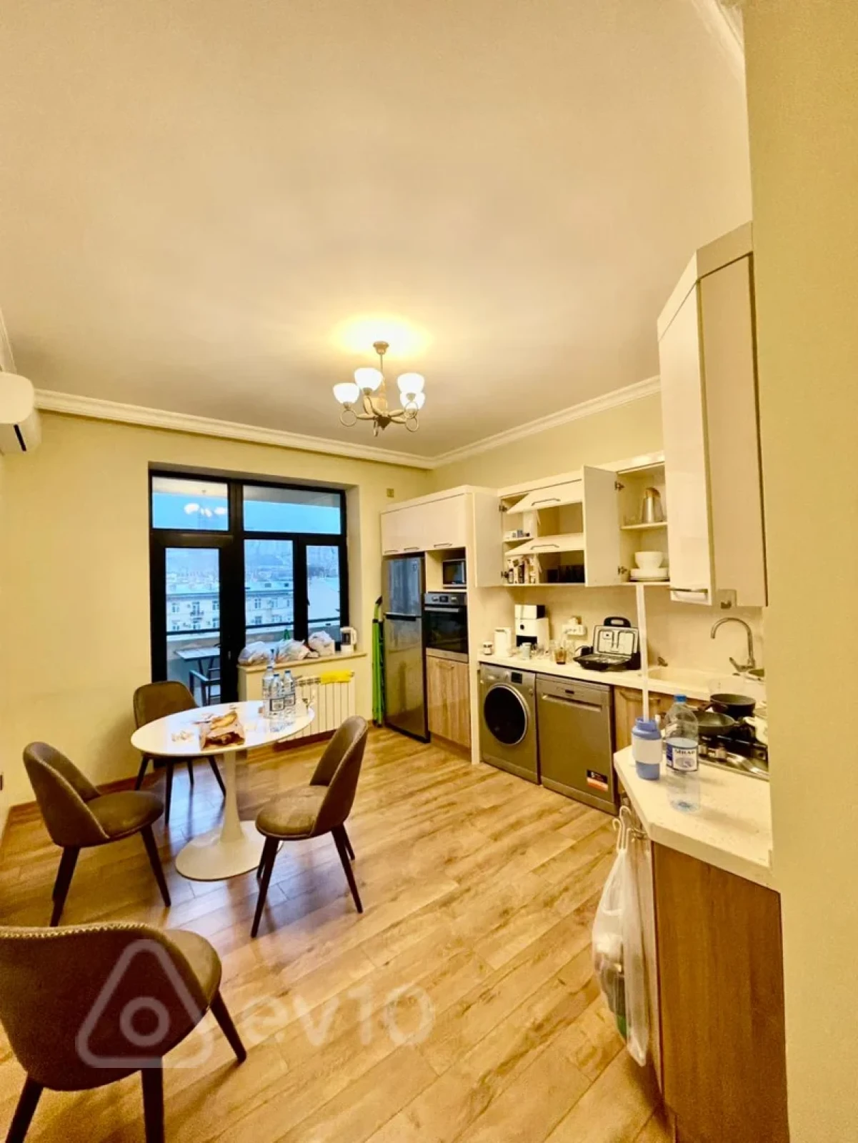Kirayə verilir 3 otaqlı yeni tikili 145 m²