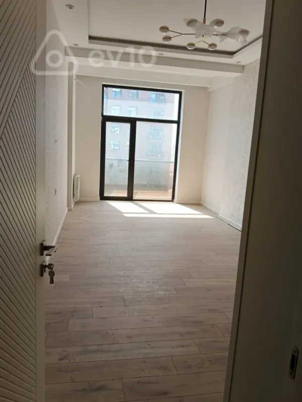 Satılır 3 otaqlı yeni tikili 90 m²