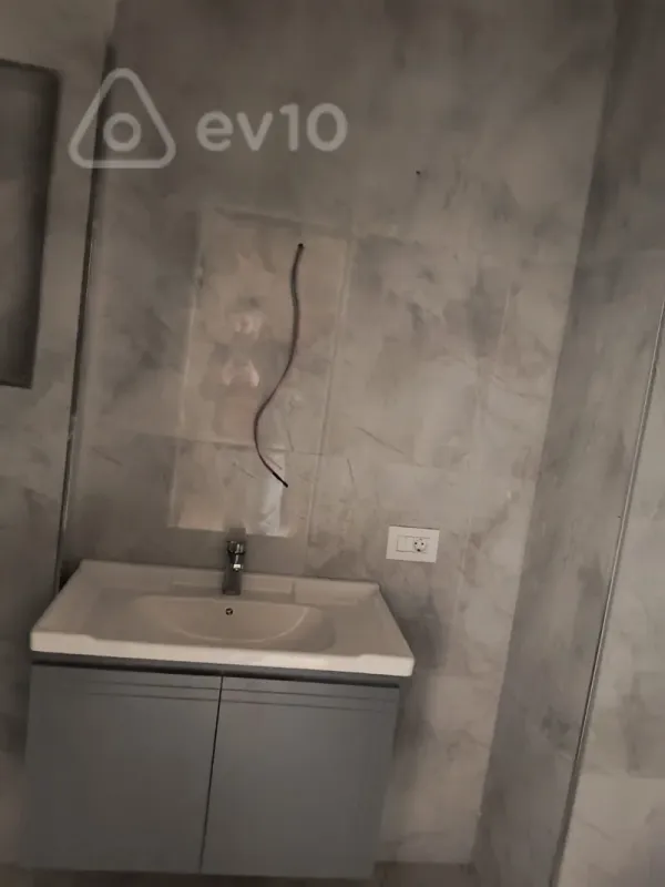 Satılır 3 otaqlı yeni tikili 90 m²