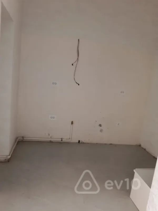 Satılır 3 otaqlı yeni tikili 90 m²