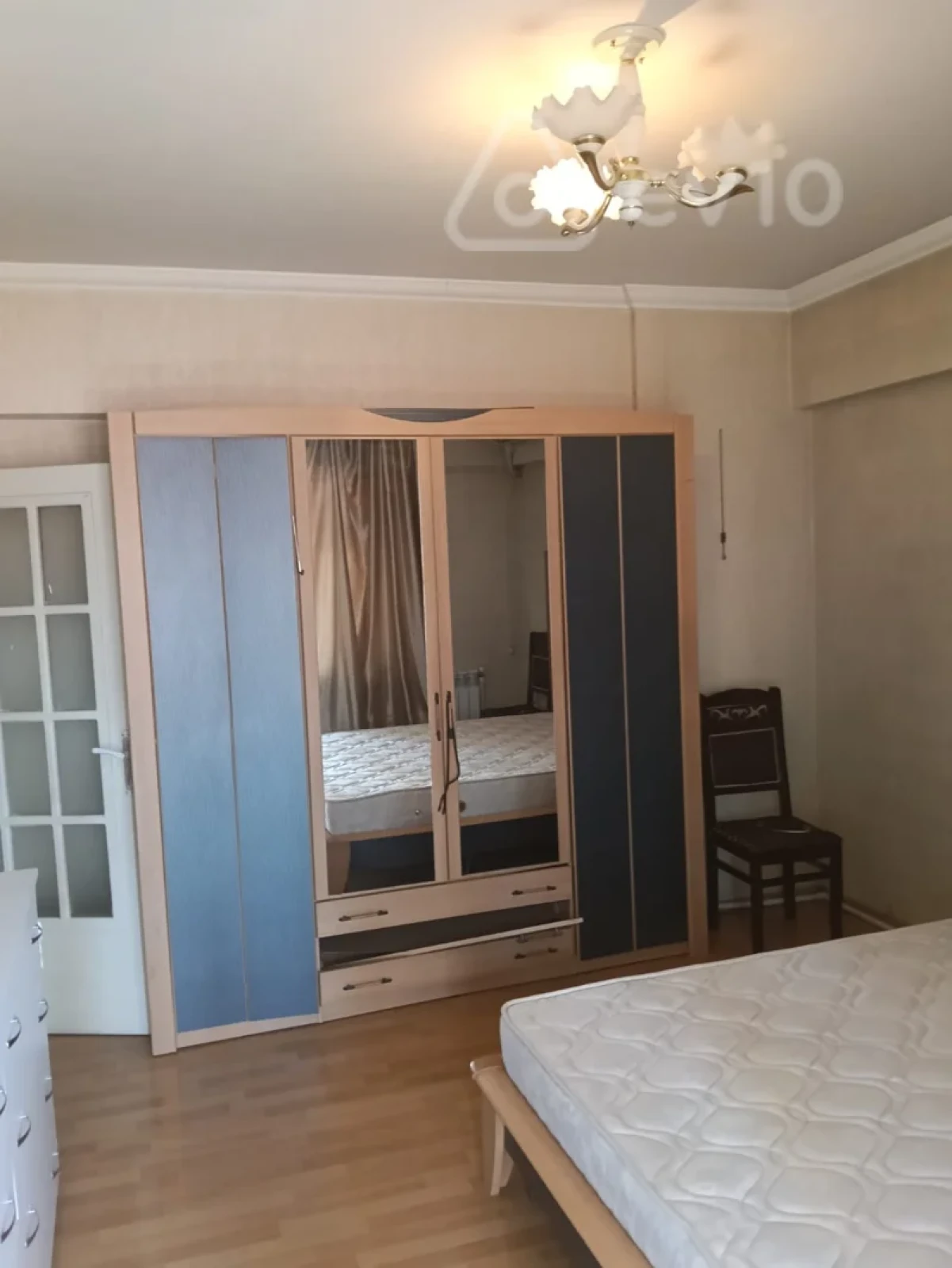 Satılır 3 otaqlı yeni tikili 90 m²