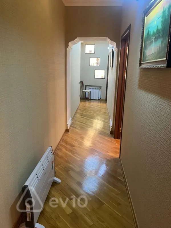 Kirayə verilir 2 otaqlı yeni tikili 80 m²