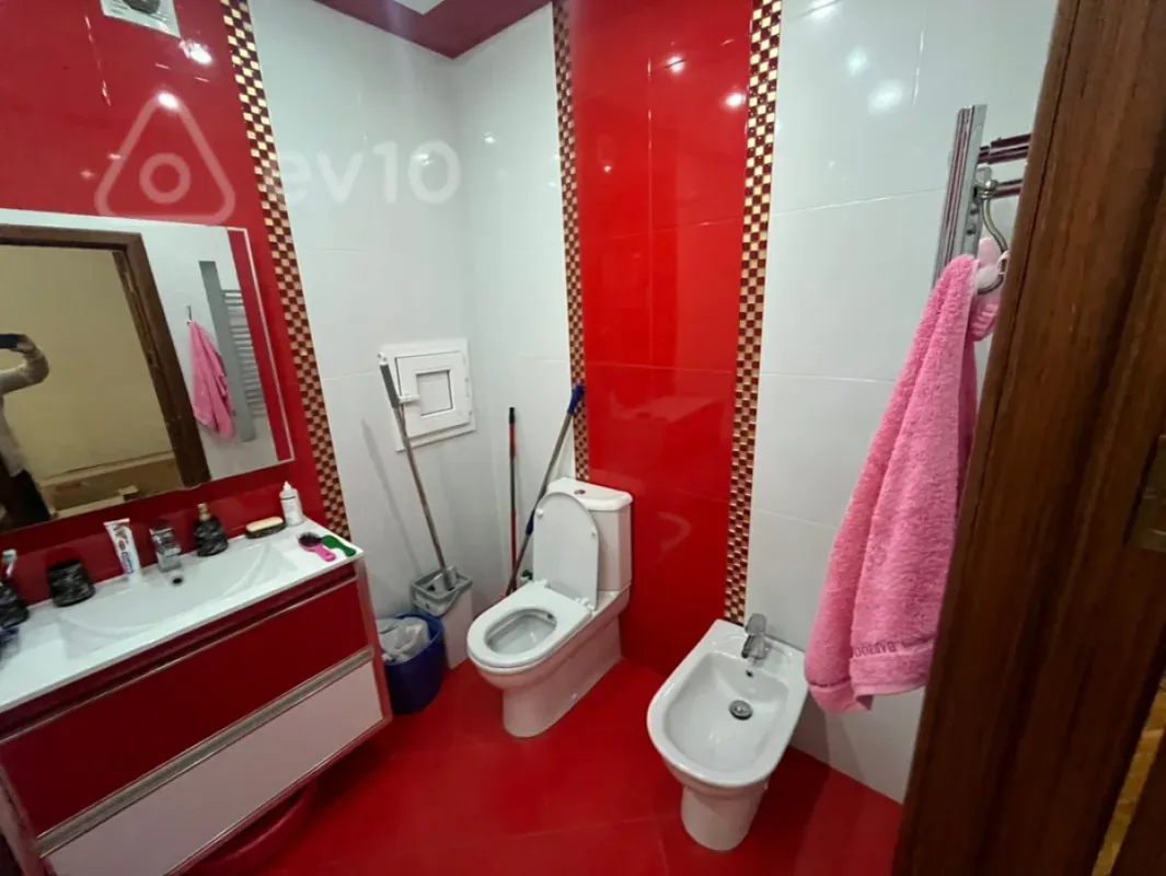 Kirayə verilir 2 otaqlı yeni tikili 80 m²