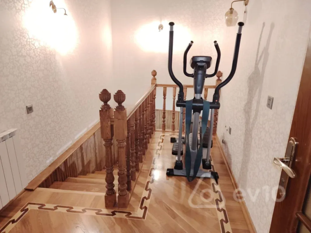 Satılır 4 otaqlı yeni tikili 190 m²