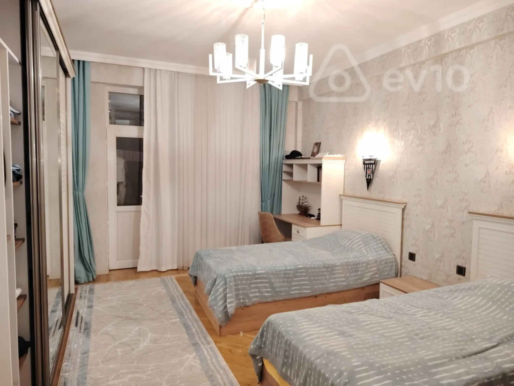 Satılır 4 otaqlı yeni tikili 190 m²