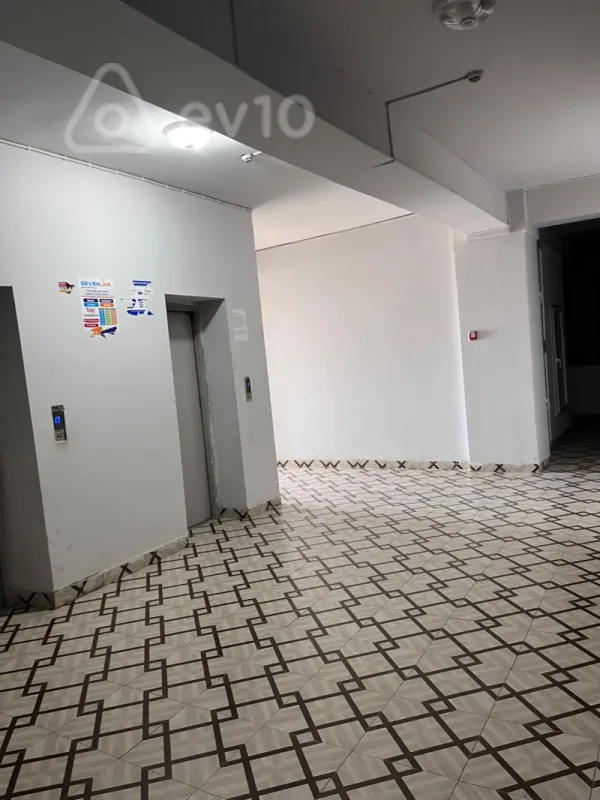 Kirayə verilir 2 otaqlı yeni tikili 60 m²