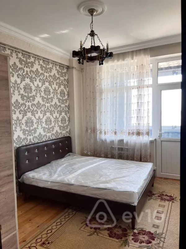 Kirayə verilir 2 otaqlı yeni tikili 60 m²
