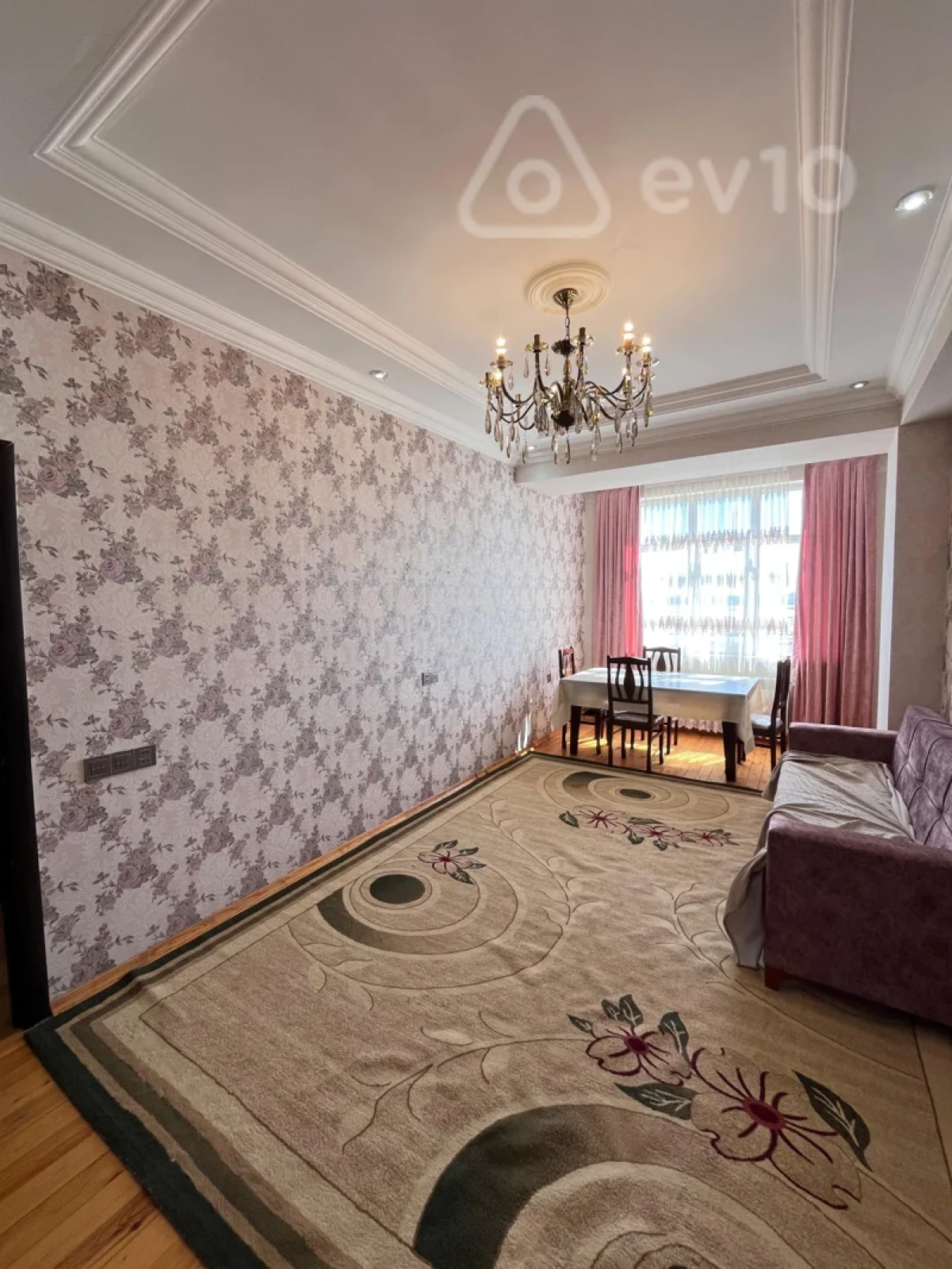 Kirayə verilir 2 otaqlı yeni tikili 60 m²
