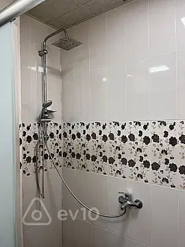 Kirayə verilir 2 otaqlı yeni tikili 60 m²