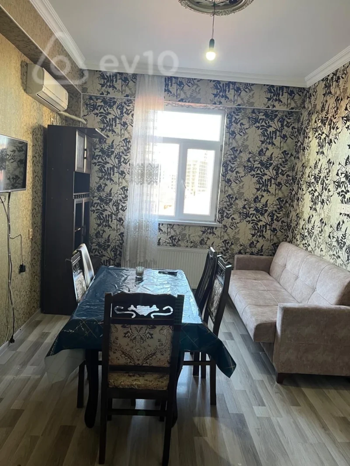 Kirayə verilir 2 otaqlı yeni tikili 55 m²