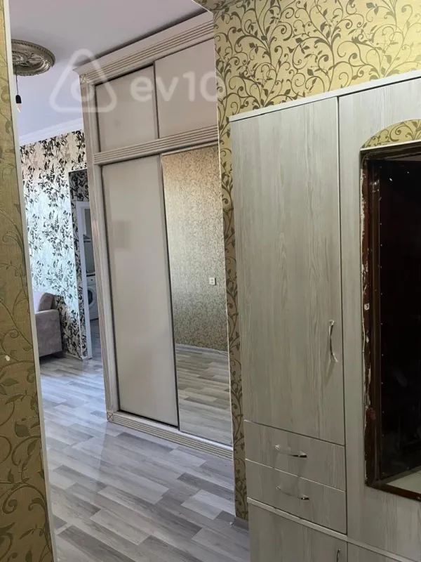 Kirayə verilir 2 otaqlı yeni tikili 55 m²