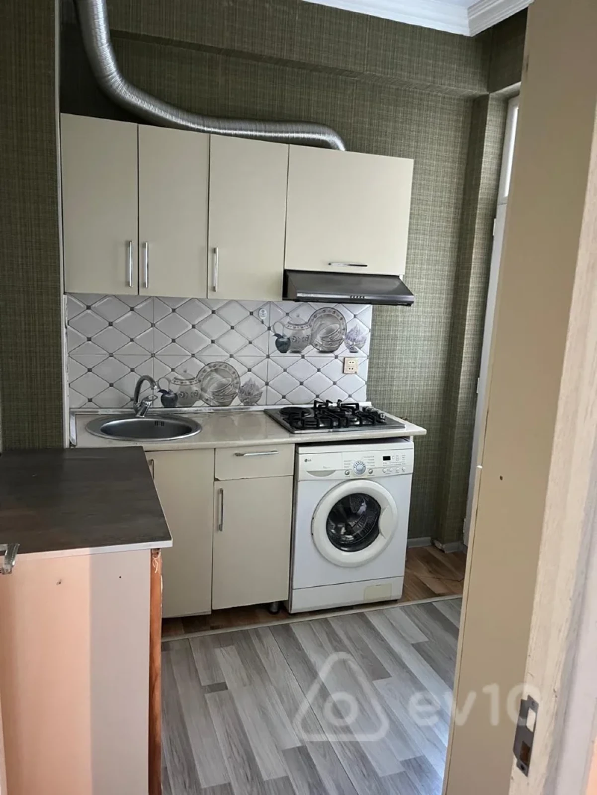 Kirayə verilir 2 otaqlı yeni tikili 55 m²