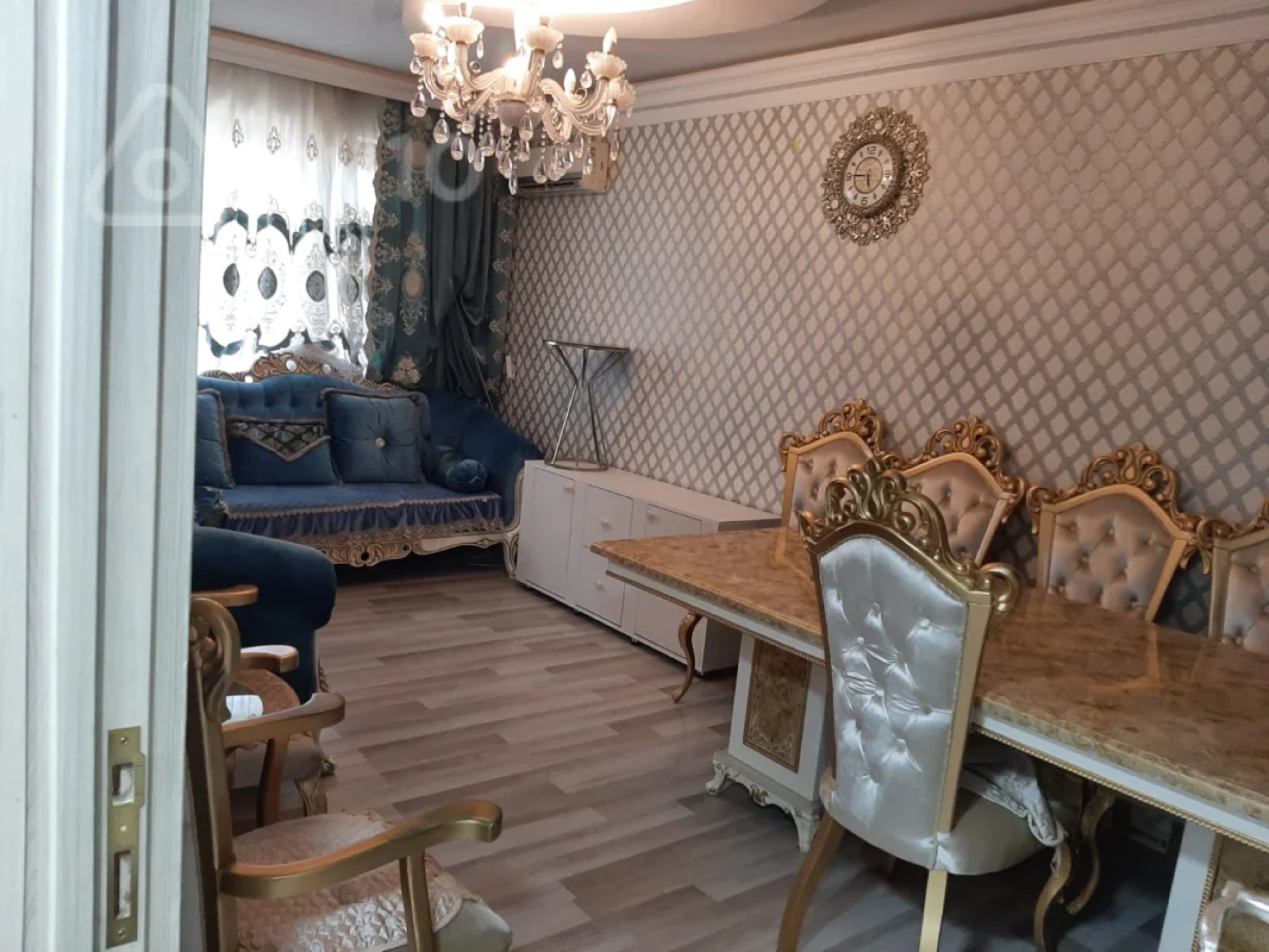 Satılır 2 otaqlı köhnə tikili 55 m²