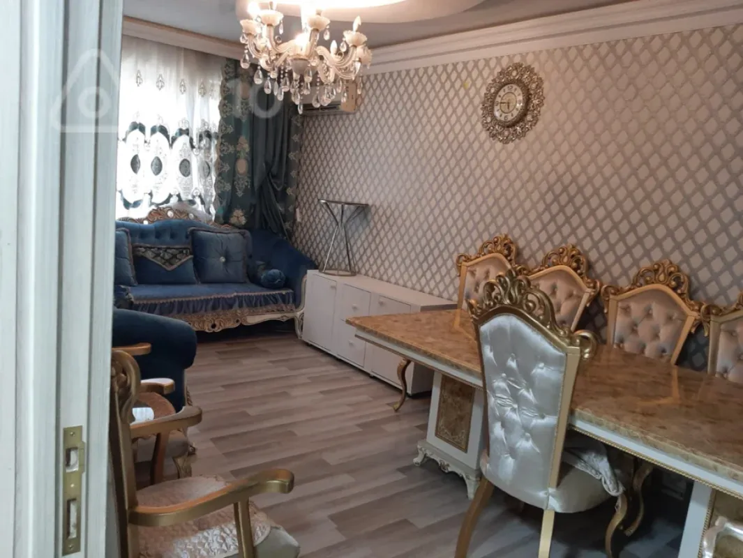 Satılır 2 otaqlı köhnə tikili 55 m²