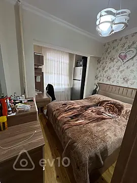 Satılır 2 otaqlı köhnə tikili 45 m²