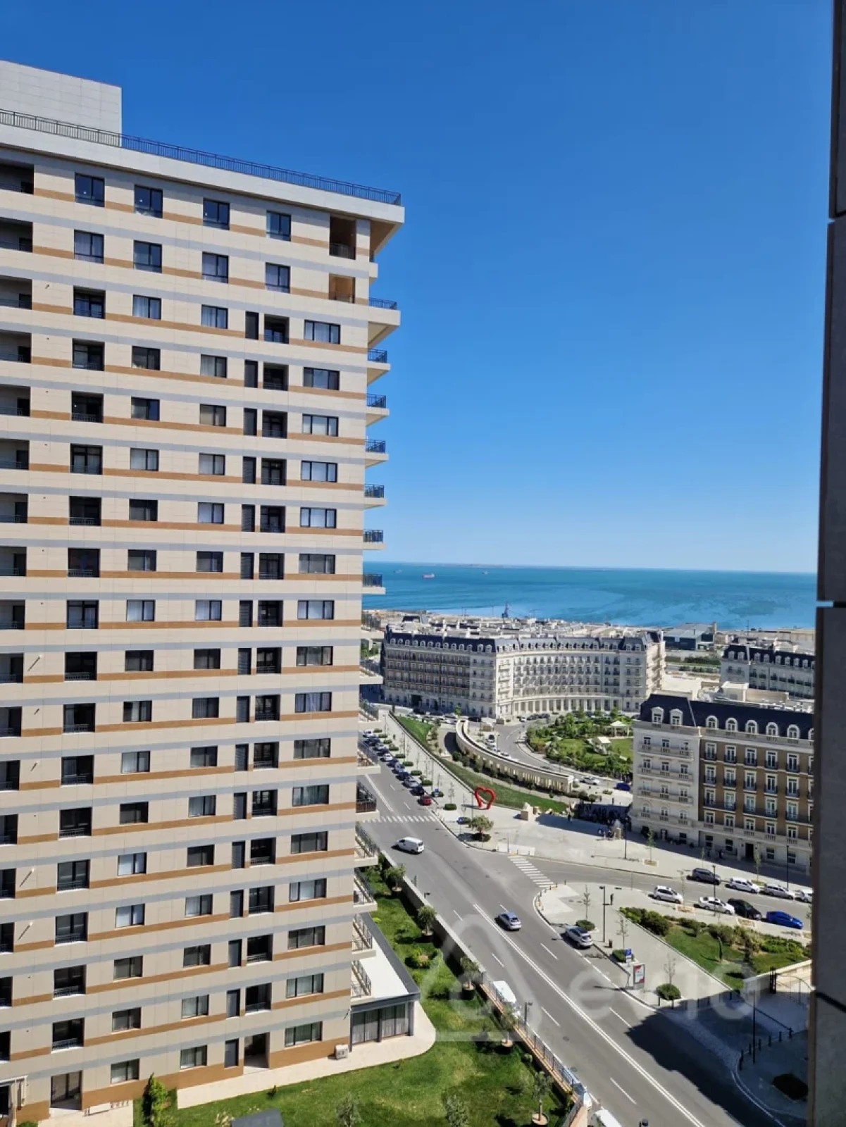 Kirayə verilir 2 otaqlı yeni tikili 65 m²