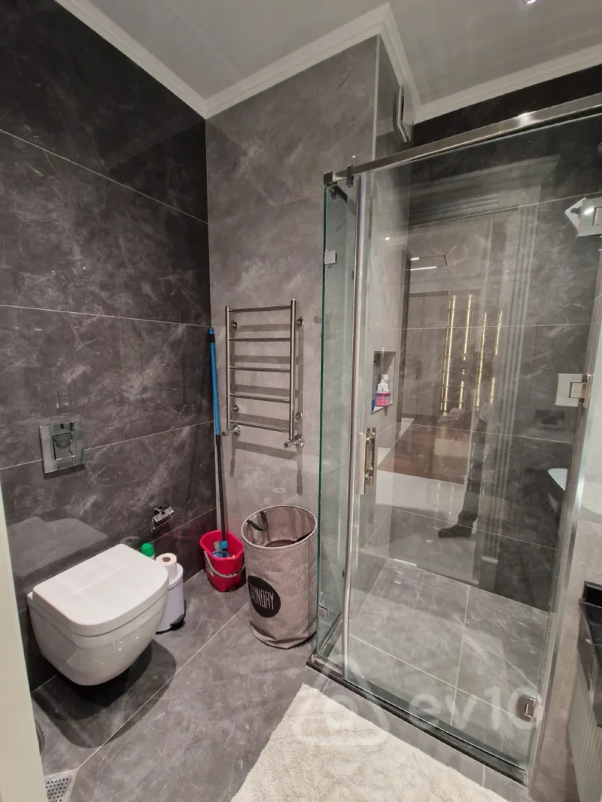 Kirayə verilir 2 otaqlı yeni tikili 65 m²