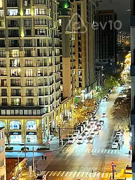 Satılır 4 otaqlı yeni tikili 193 m²