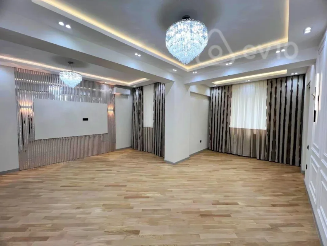 Satılır 4 otaqlı yeni tikili 193 m²