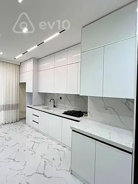 Satılır 4 otaqlı yeni tikili 193 m²