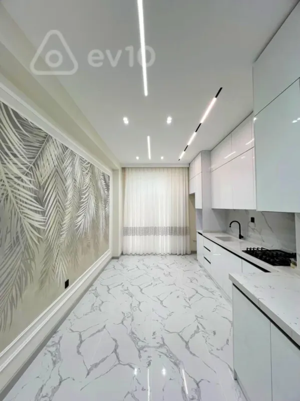 Satılır 4 otaqlı yeni tikili 193 m²