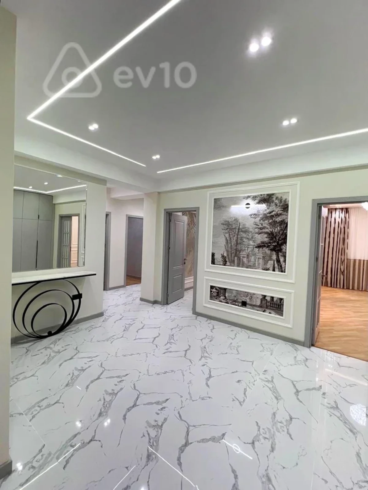 Satılır 4 otaqlı yeni tikili 193 m²