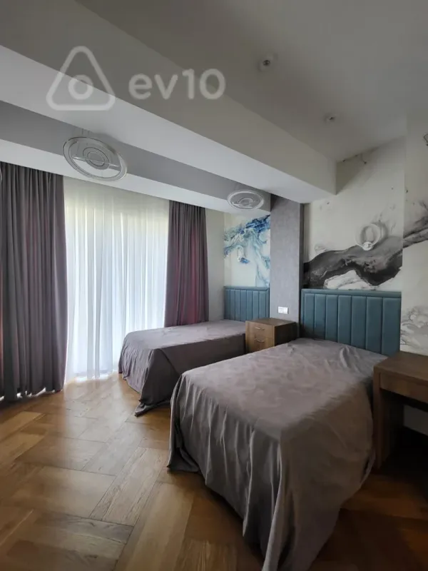 Kirayə verilir 3 otaqlı yeni tikili 110 m²