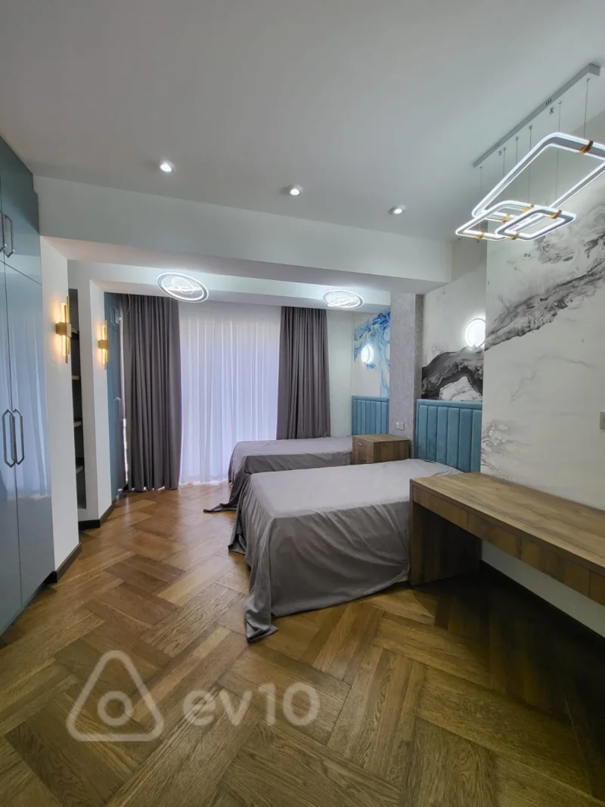 Kirayə verilir 3 otaqlı yeni tikili 110 m²