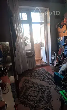 Satılır 5 otaqlı köhnə tikili 120 m²