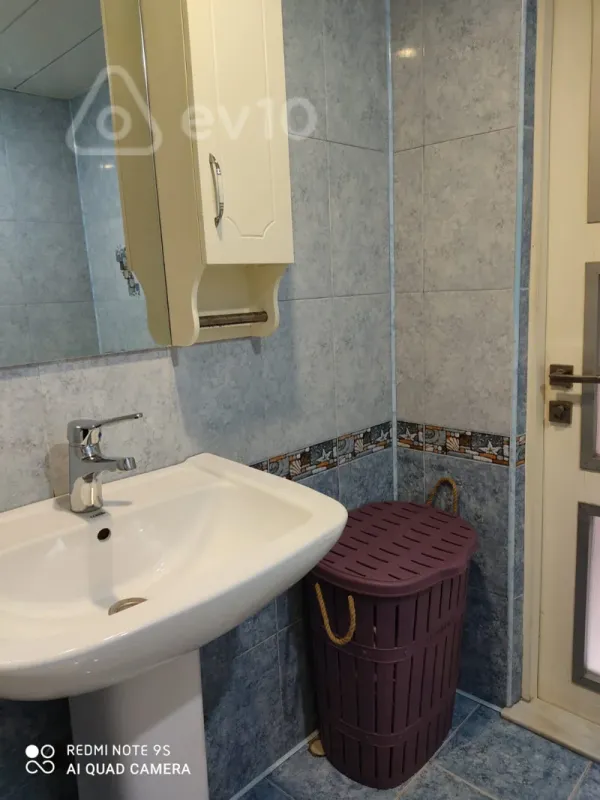 Kirayə verilir 1 otaqlı köhnə tikili 35 m²